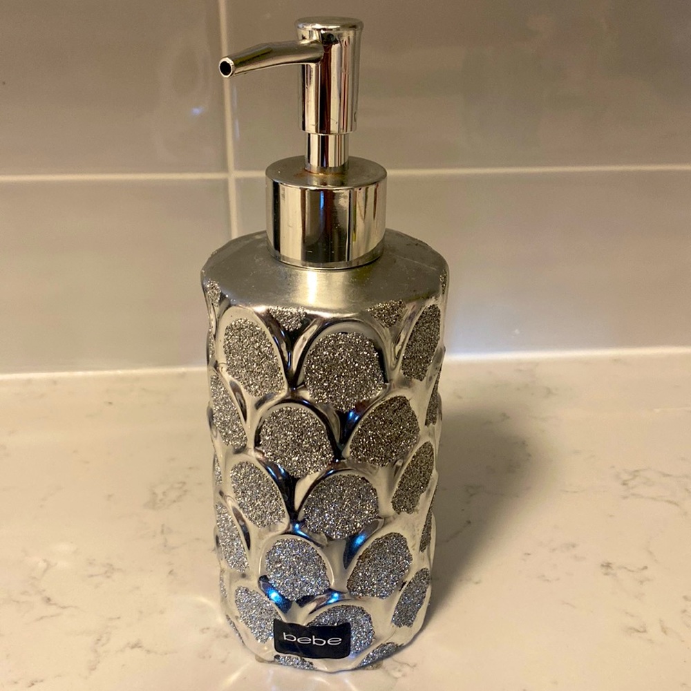 Bebe soap holder